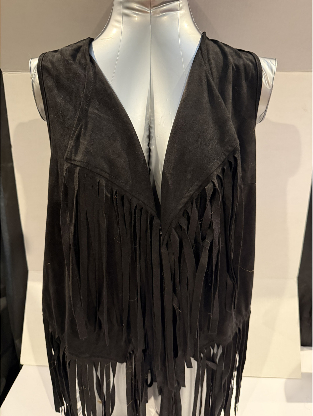 SHEIN CURVE black fringe sleeveless vest beautiful stylish soft suede Size XL